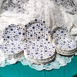 Beautiful Set for 6 Rimmed Soup Bowls! , Early Vintage Pier 1 Imports!